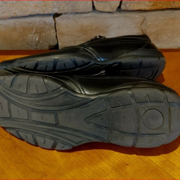 Steve Madden Black Men's Sz 9 Loafer Driving Shoe Vegan Leather Grippy Sole - Picture 5 of 6